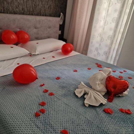 Eden Hotel Ламеция Терме Екстериор снимка