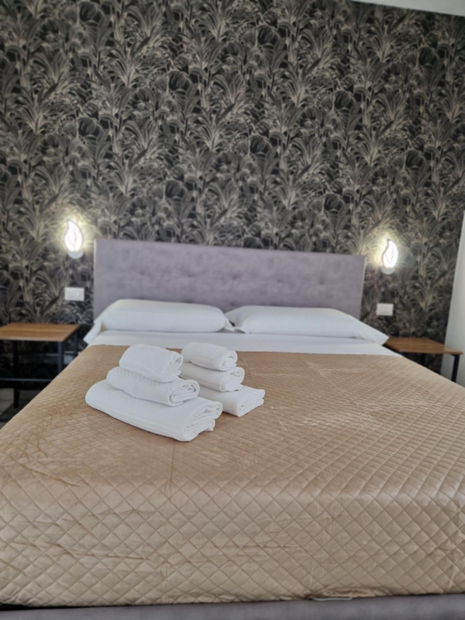 Eden Hotel Ламеция Терме Екстериор снимка